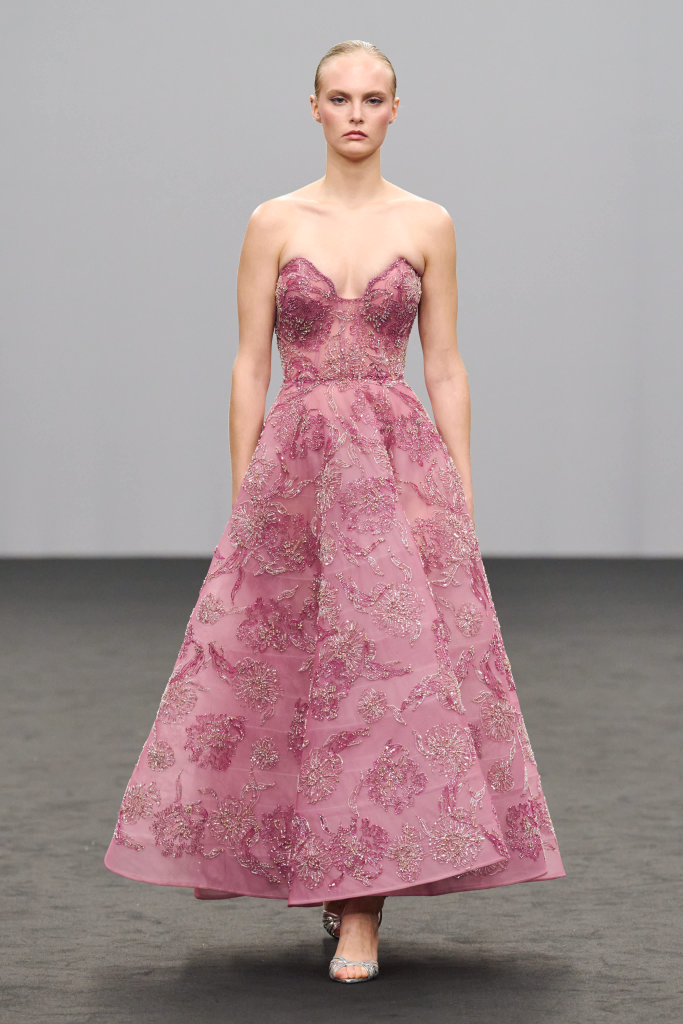 Jasmi HC S26 016a Dubai Fashion Week