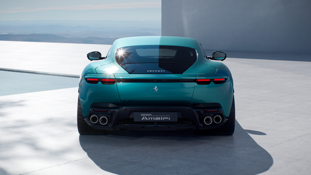Ferrari Amalfi-The-Spirit-of-La-Dolce-Vita-Reborn-1