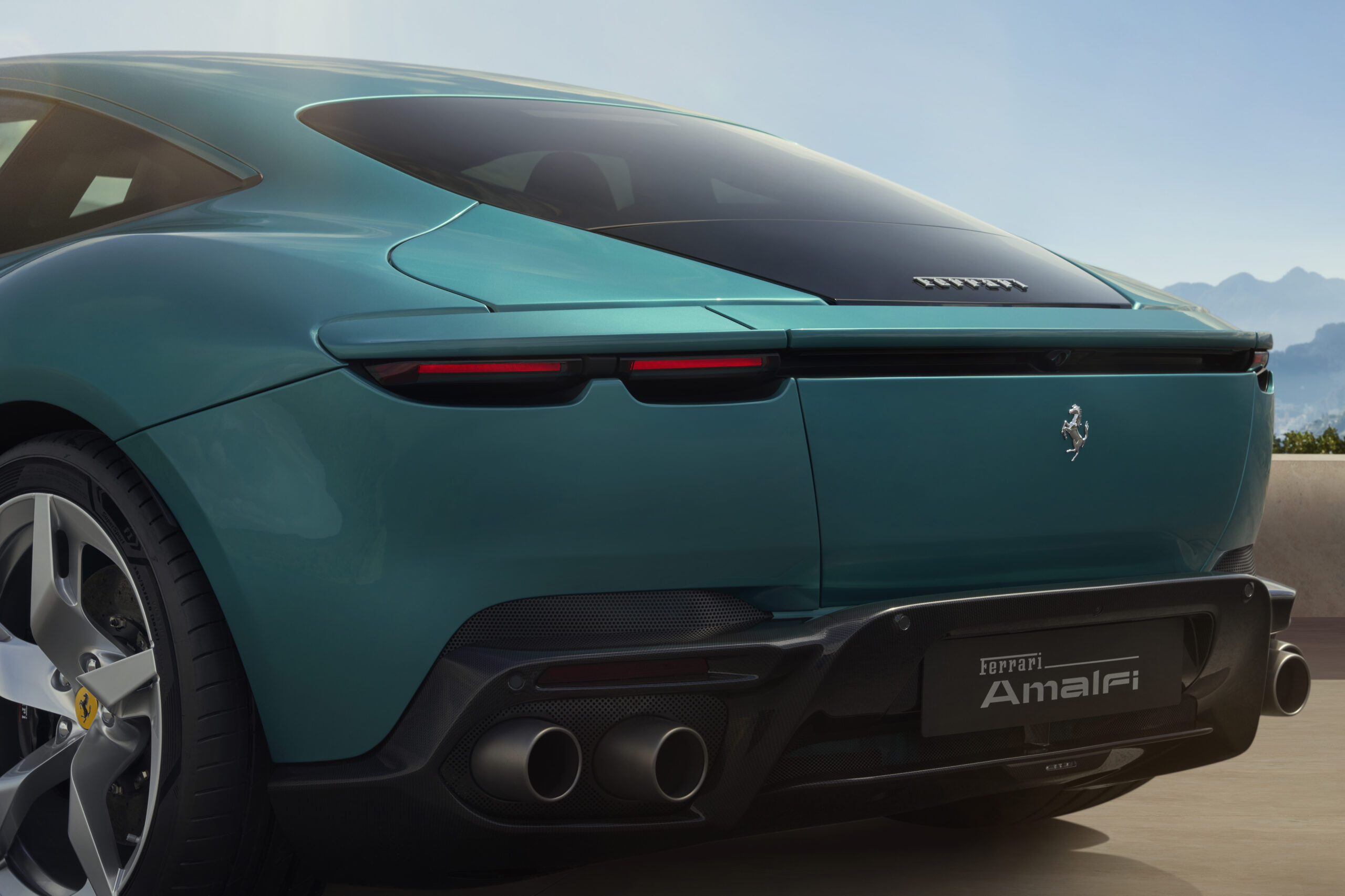 Ferrari Amalfi-The-Spirit-of-La-Dolce-Vita-Reborn-Exterior-1