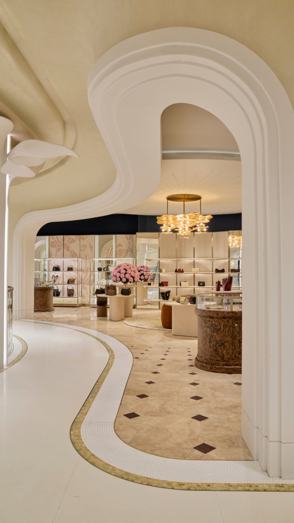 La Coupole _ Leather Goods, Sunglasses & Accessories _ Level 0 _ Turner Morrison _ Jacquemus, Givenchy, Pinel & Pinel, Valextra, Cult Gaia, Isabel Marant, Longchamp, Coperni and DeMellier fin